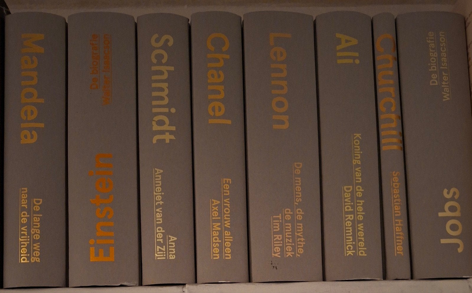 8 biografieën van markante mensen, Boeken, Ophalen, Zo goed als nieuw