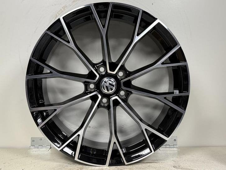 19" VW Warmenau Fits Golf/Caddy/Touran 5x112 et45 235/35/19, Banden en Velgen, Niet ingevuld, Nieuw, Ophalen of Verzenden