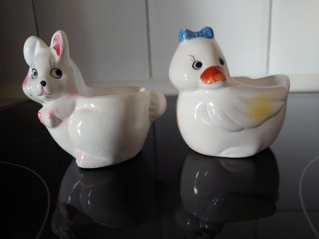 2 eierdopjes konijn en kip Vintage jaren '70, Verzenden, Overige typen, Nieuw, Overige stijlen