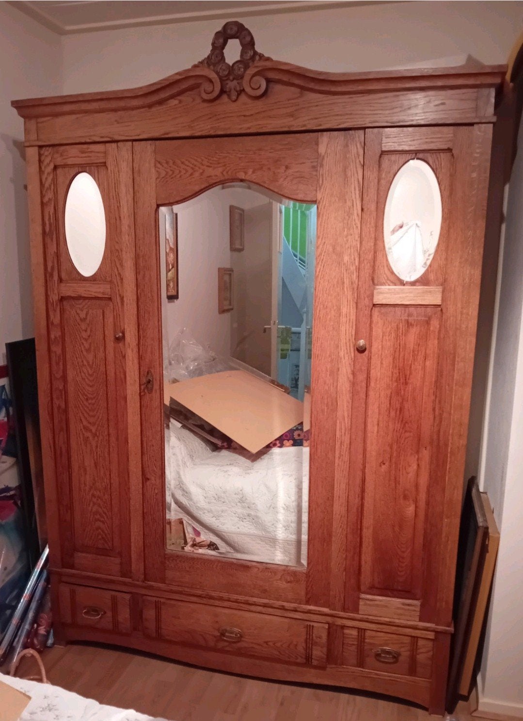 antieke kledingkast met Geslepen spiegels en sleutel, Huis en Inrichting, Gebruikt, 100 tot 150 cm, 200 cm of meer, Eikenhout