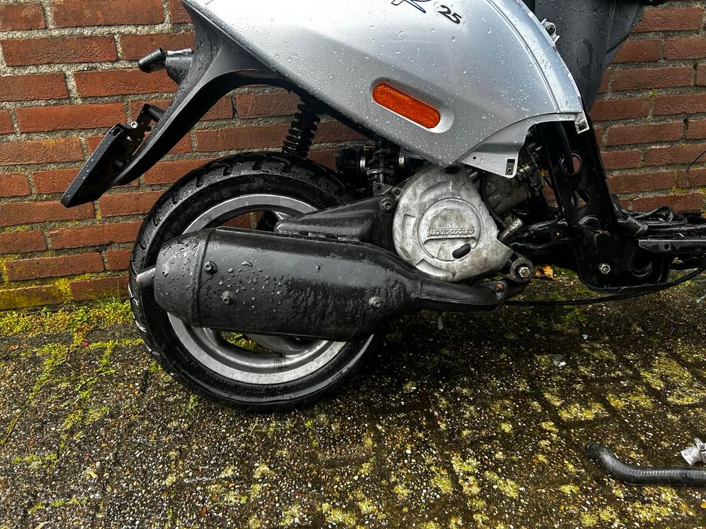 Hexagon 125cc blok met pap, Fietsen en Brommers, Brommeronderdelen | Scooters, Ophalen, Gebruikt, Blok, Piaggio