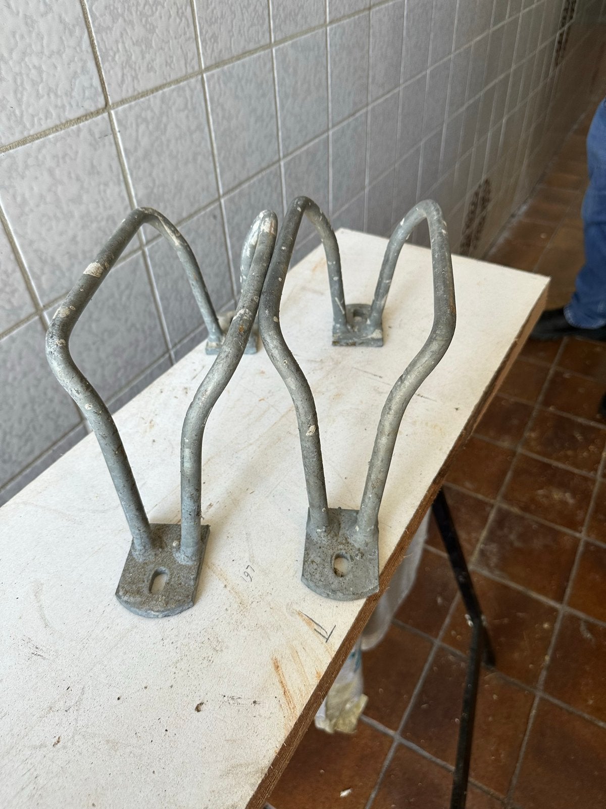 Metalen beugels 2 fietsbeugels, Fietsen en Brommers, Ophalen, Gebruikt