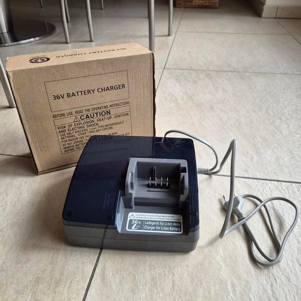36 volt Flyer acculader accu NKJ051A Fietsaccu oplader, Ophalen of Verzenden, Nieuw