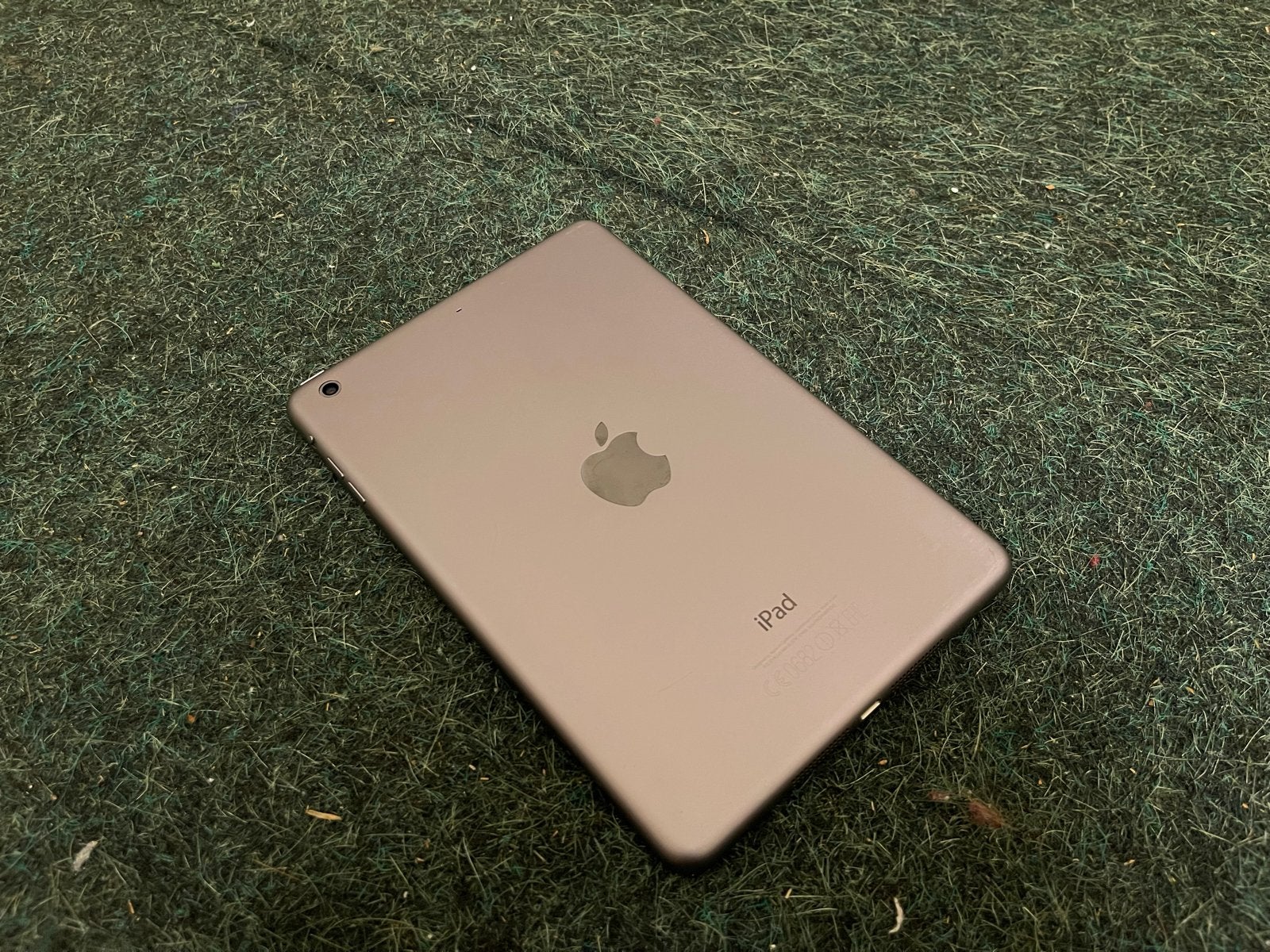 Apple iPad mini 2 (A1489) 16GB - Voor onderdelen/reparatie, Computers en Software, Apple iPads, 8 inch, Ophalen of Verzenden, Niet werkend