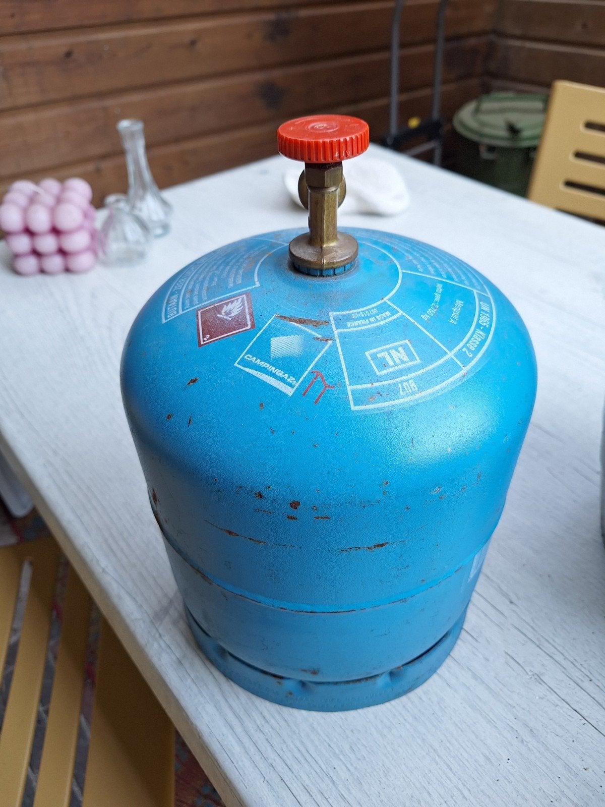 Campinggaz 907, Ophalen