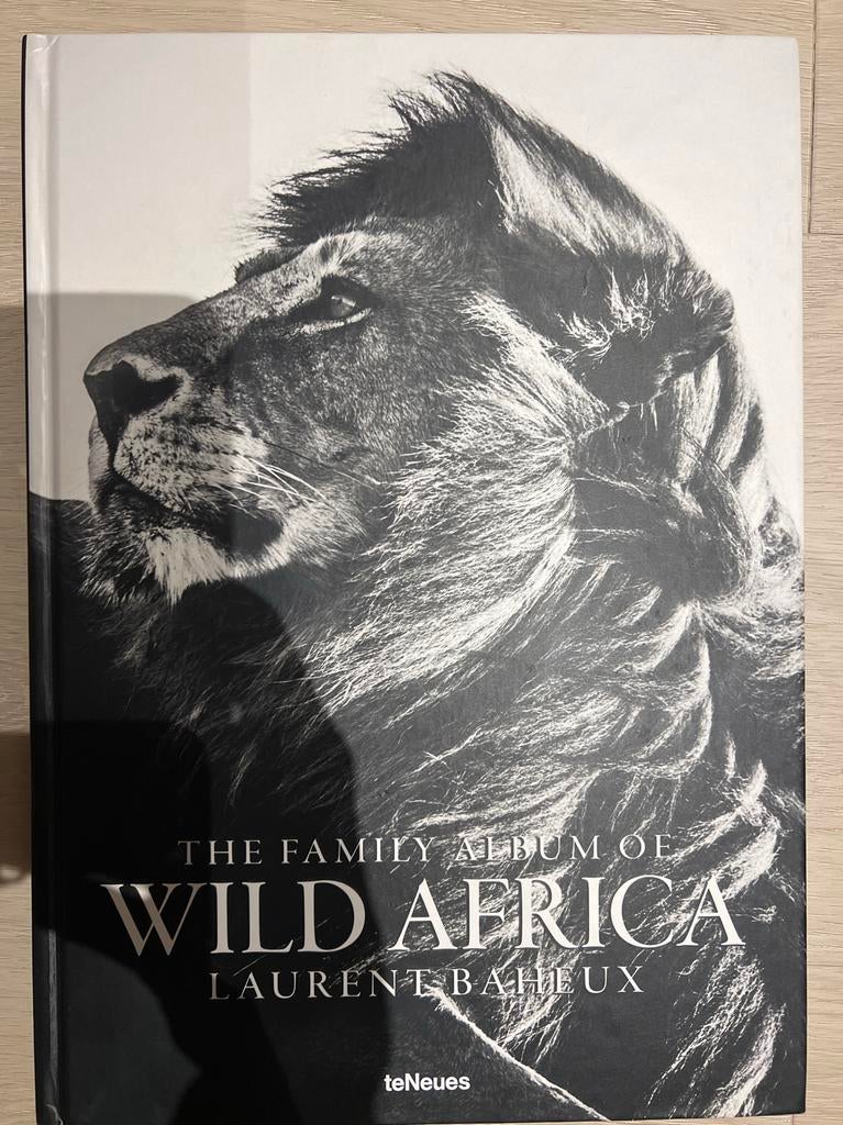 The Family Album of Wild Africa - Laurent Baheux, Ophalen of Verzenden, Zo goed als nieuw, Natuur algemeen