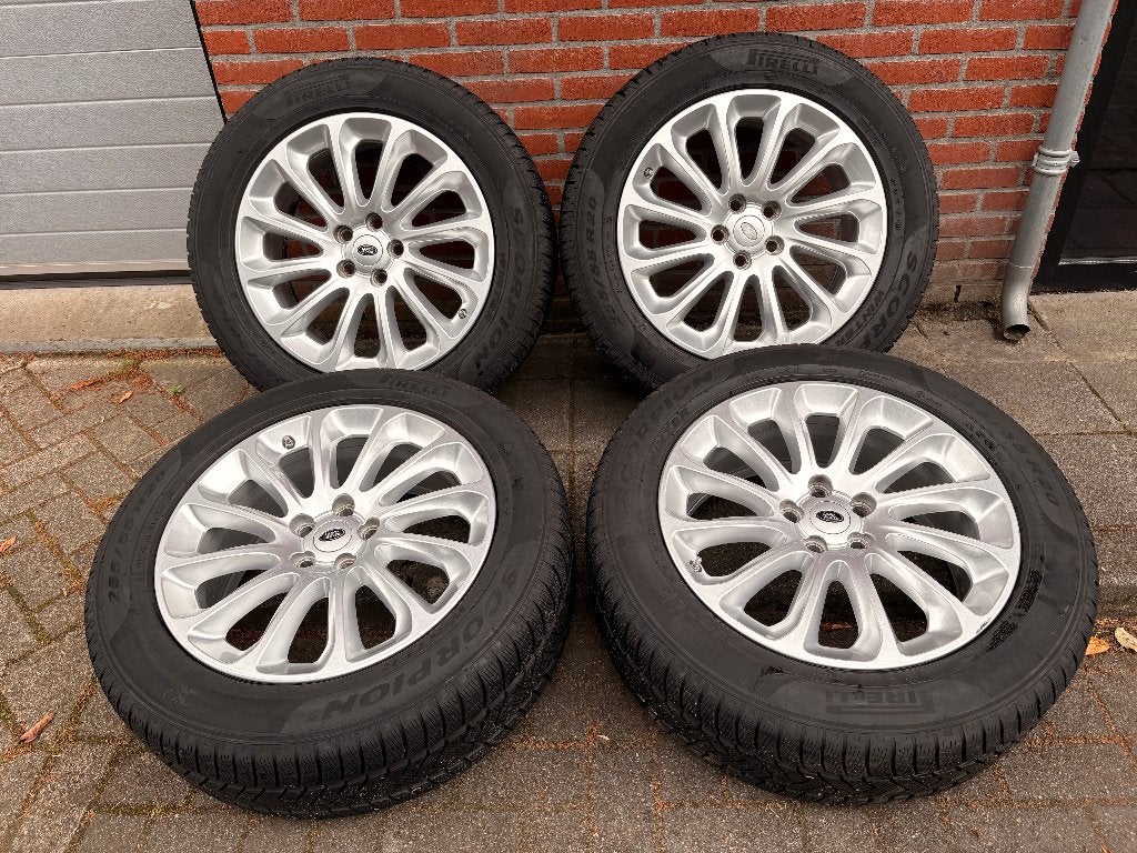 20 inch Range Rover Sport L494 L405 Velgen + Winterbanden, Gebruikt, 255 mm, Band(en), Personenwagen