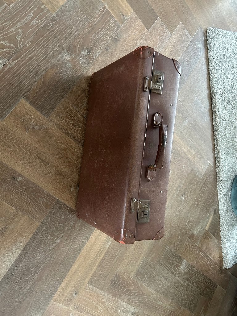 Koffer vintage jaren 50-60 mancave decoratie, Sieraden, Tassen en Uiterlijk, Koffers, Ophalen, Gebruikt, Leer, Slot