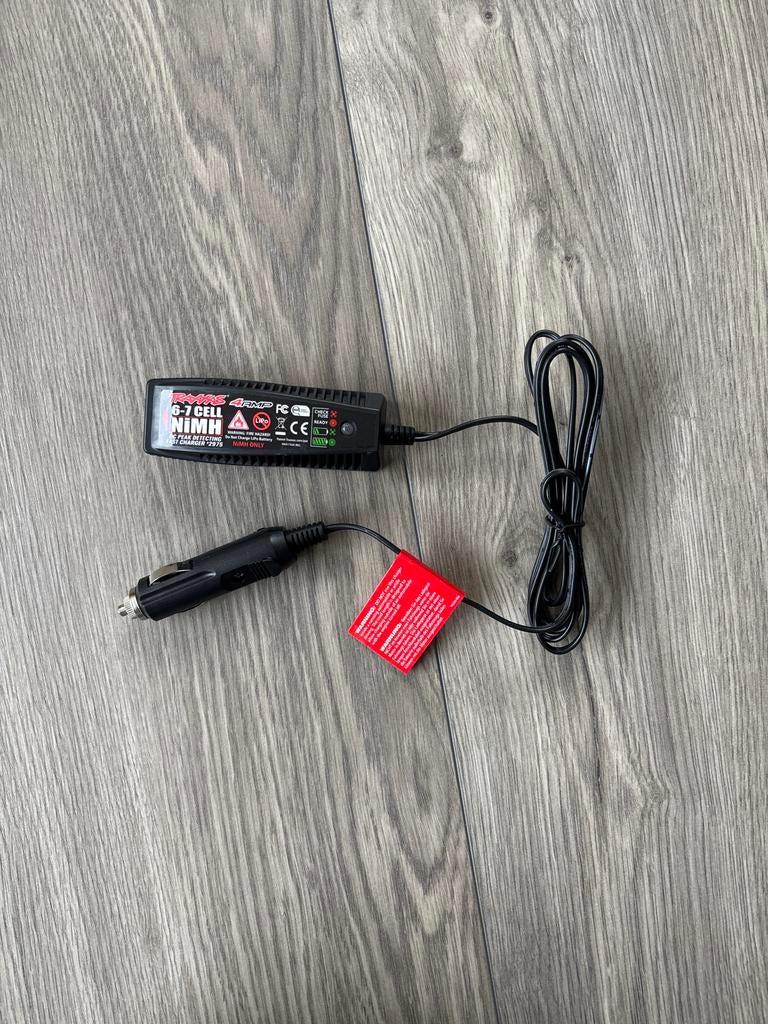 Traxxas NiMH oplader 4-amp (nooit gebruikt), Hobby en Vrije tijd, Modelbouw | Radiografisch | Auto's, Elektro, Nieuw, Ophalen of Verzenden