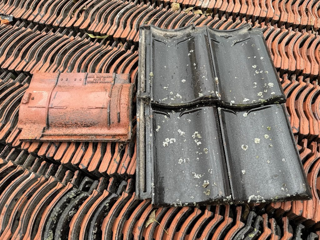 Dakpan vh glazuur 650 stuks met gevelpan en nokpannen., Ophalen, Overige materialen, Gebruikt, Tegelen
