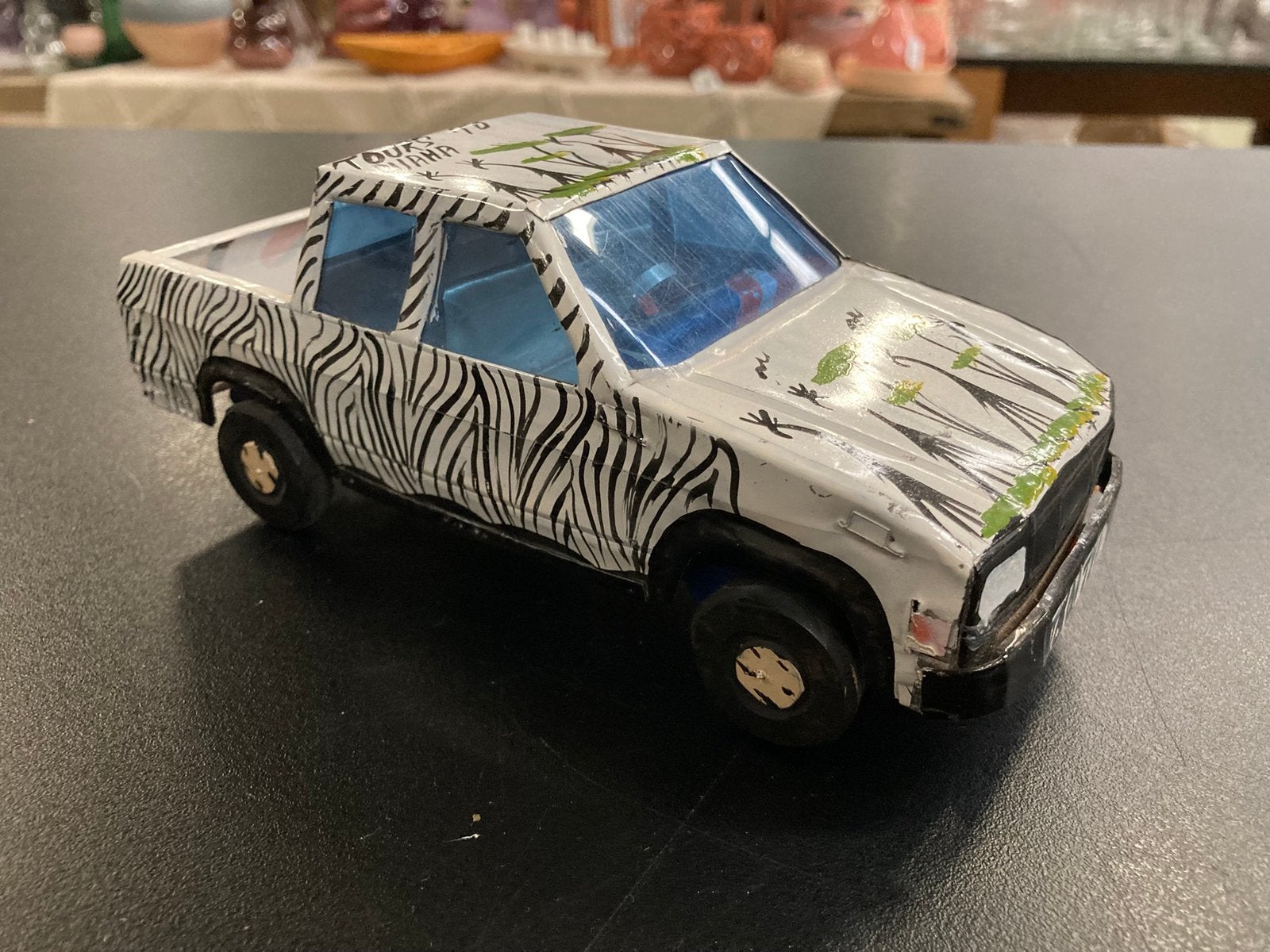 Metalen modelauto met zebraprint - Uniek verzamelobject, Overige merken, Gebruikt, 1:50 of kleiner, Auto