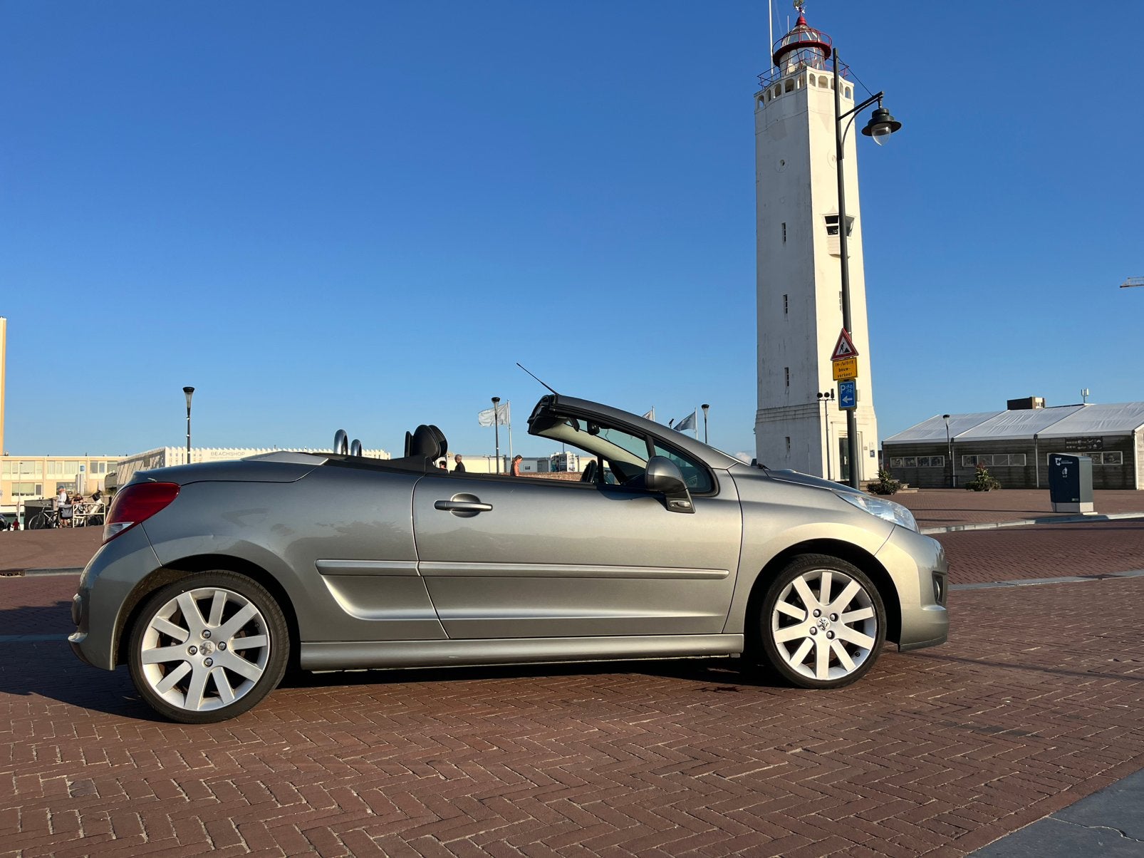 Peugeot 207 1.6 16V Turbo CC 2011 Zilver, Voorwielaandrijving, Cabriolet, 4 stoelen, 1384 kg