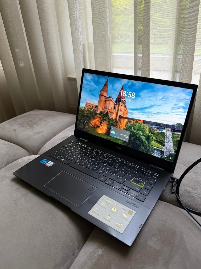 ASUS VivoBook Flip 14 (TP470EA-EC023T) Snelle 2-in-1 laptop, Computers en Software, Windows Laptops, Ophalen, Zo goed als nieuw