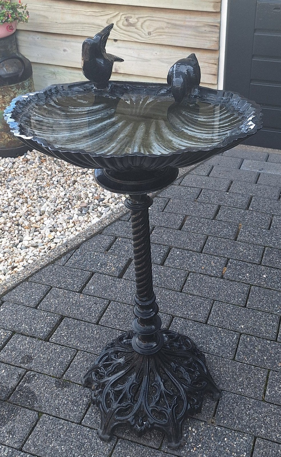 Te Koop: Vogelbad Op Voet, Ophalen, Gebruikt