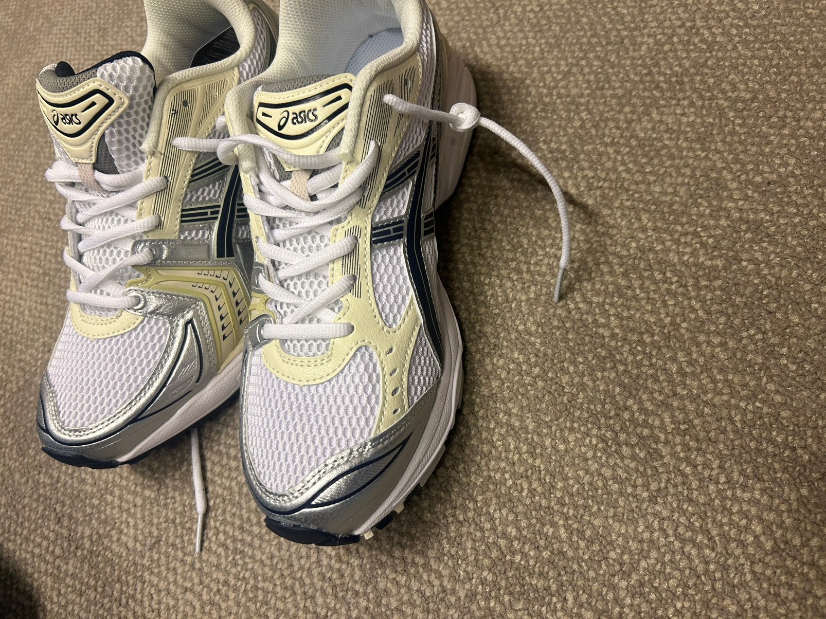 asics gel kayano 14, Wit, Ophalen of Verzenden, Sneakers of Gympen, Zo goed als nieuw