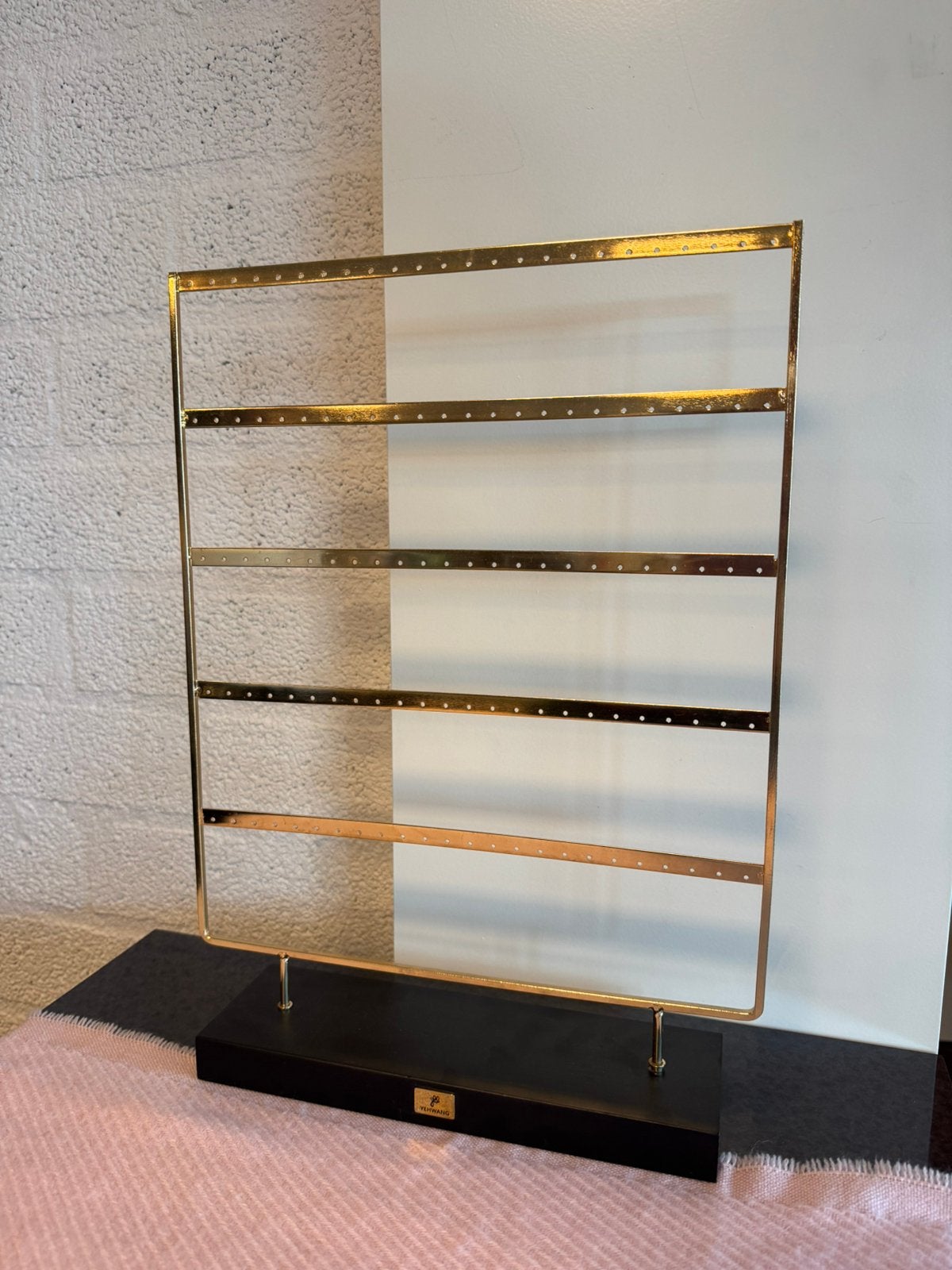 Oorbellen display groot yehwang, Sieraden, Tassen en Uiterlijk, Ophalen of Verzenden, Zo goed als nieuw, Zwart, Overige materialen