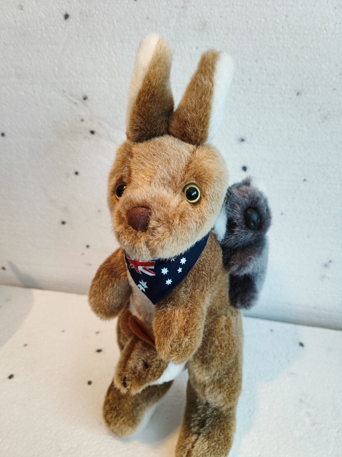 Vintage Kangoeroe Knuffel met Koala Memories Australi, Overige typen, Ophalen of Verzenden, Zo goed als nieuw, Middelgroot (20 tot 80 cm)