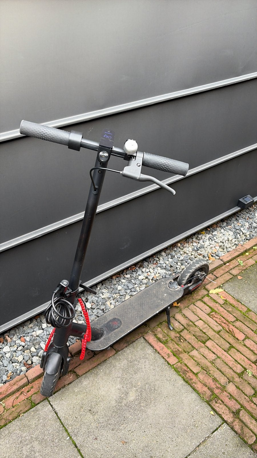 Elektrische step (E-scooter) - Zwart, 20 tot 30 km/h, Fietsen en Brommers, Ophalen, Gebruikt, Elektrische step (E-scooter)