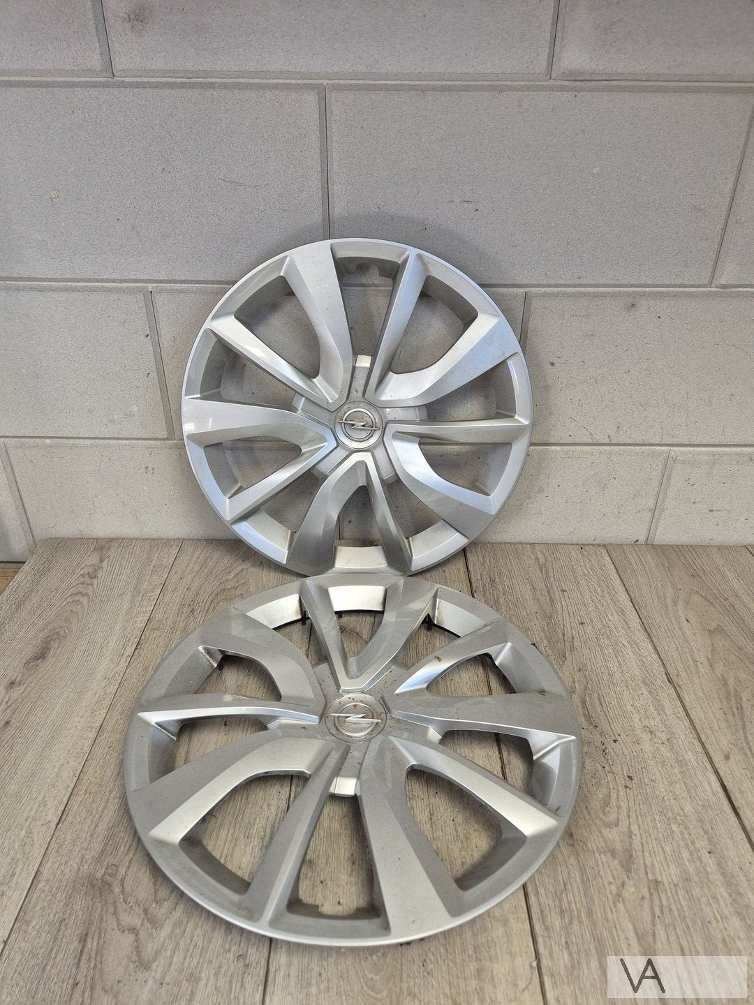 Opel Corsa F 2020 - 2025 wieldop set van 2 - 15 inch - €30, Gebruikt, -, -, Ophalen of Verzenden