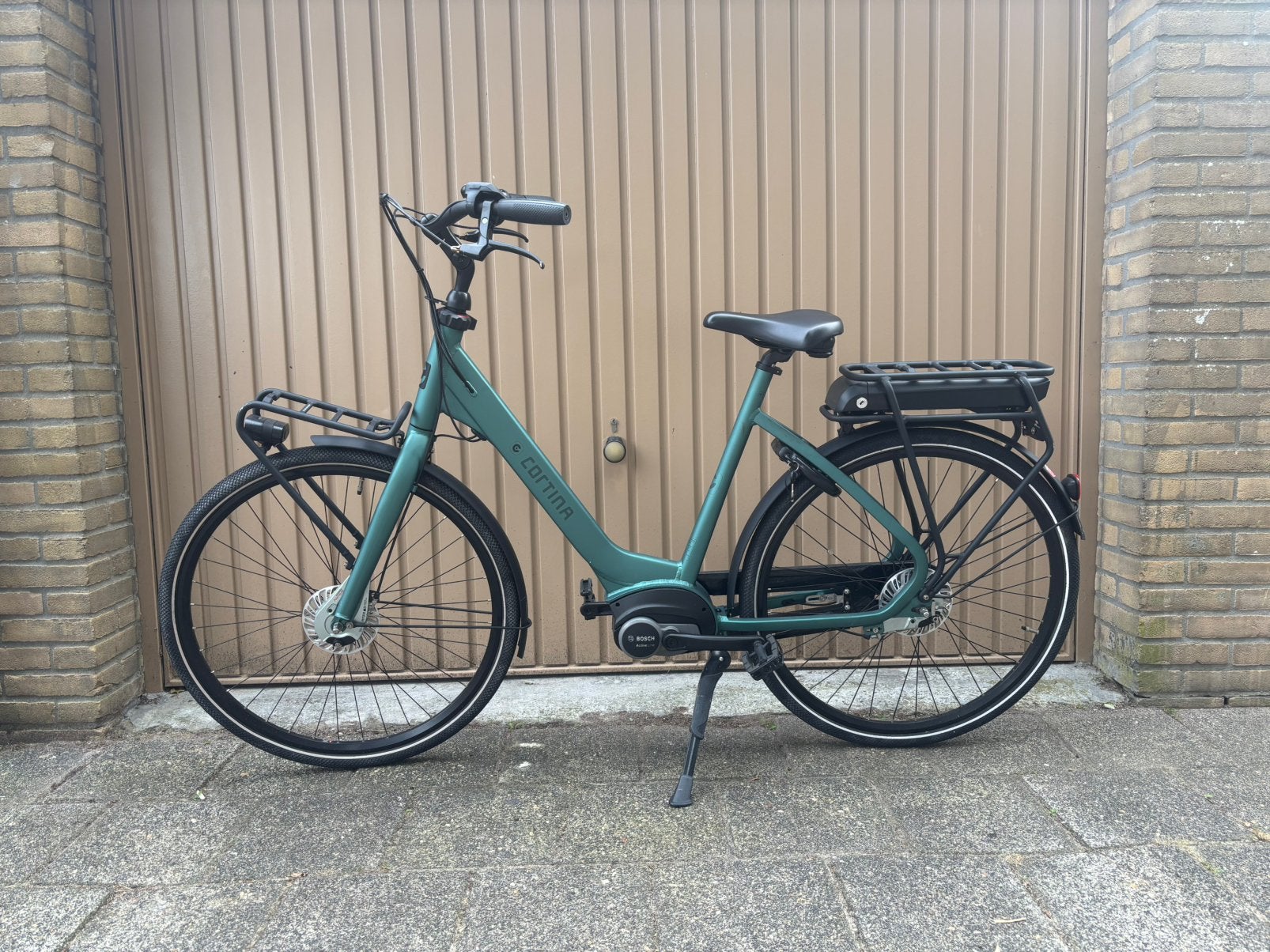 Cortina E common framemaat 57cm nexus 7 bosch middenmotor, Ophalen, Zo goed als nieuw, Cortina, 50 km per accu of meer