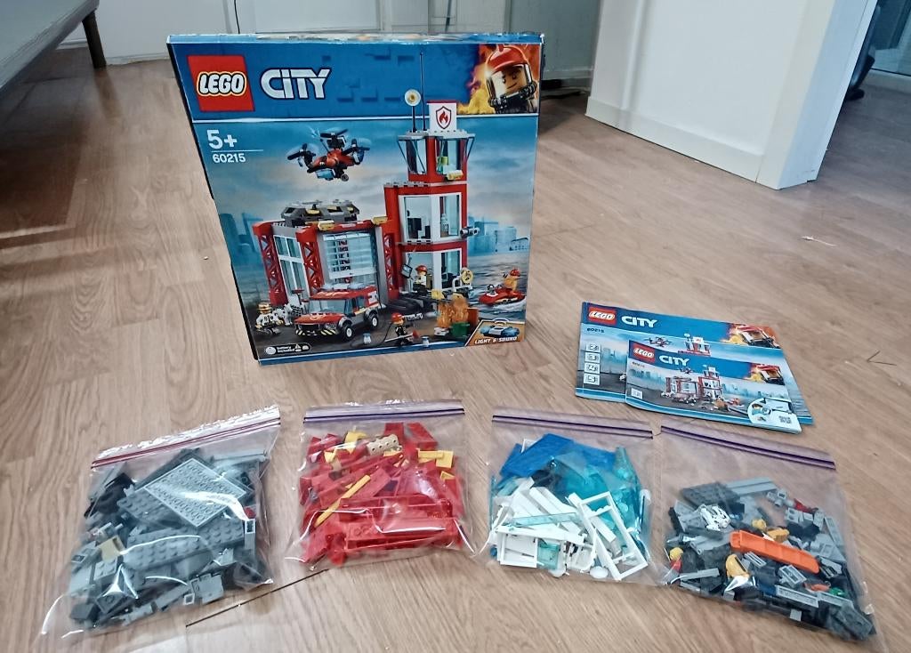 LEGO City Brandweerkazerne, Lego, Ophalen of Verzenden, City, Gebruikt