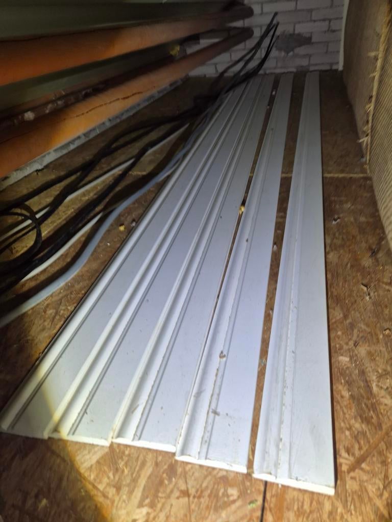 Sierplinten - 5 stuks, 4 meter lang, Ophalen, Overige materialen, Gebruikt, Lijsten