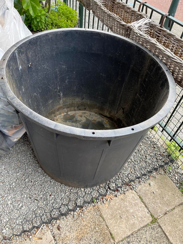 Grote zwarte kunststof plantenbak / vijver van 300 liter, Tuin en Terras, Vijvers, Ophalen, Zo goed als nieuw