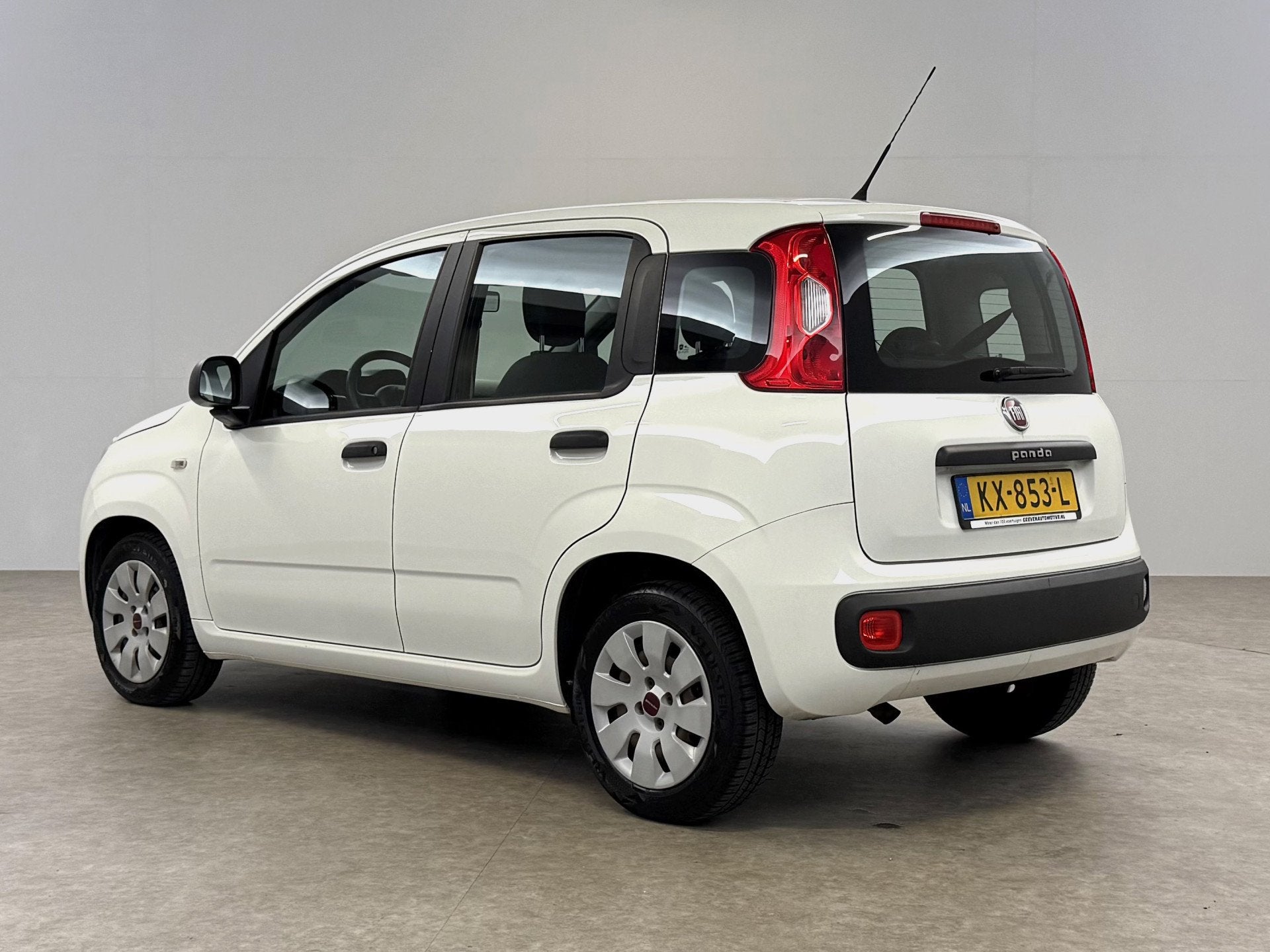 Fiat Panda 0.9 TwinAir Popstar | Airco | Elektrpakket | APK, Voorwielaandrijving, Stof, Gebruikt, Euro 6
