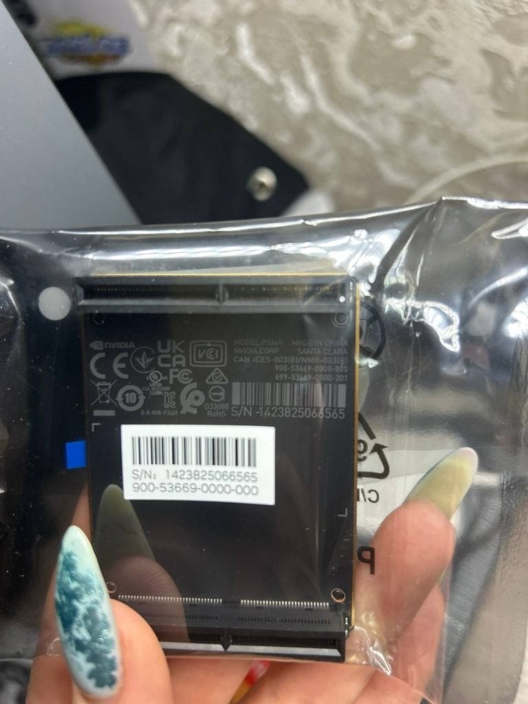 NVIDIA NVLink Bridge 3-slot P3669, Ophalen of Verzenden, Nieuw, GDDR6, PCI-Express 4