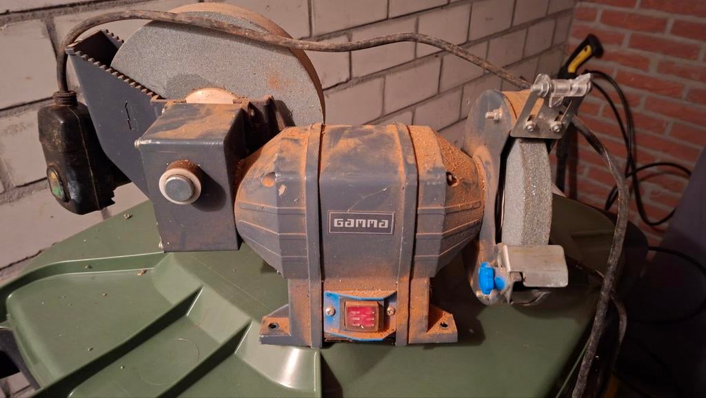 Gamma slijpmachine, Ophalen of Verzenden, Gebruikt, Minder dan 700 watt, Werkbankslijpmachine