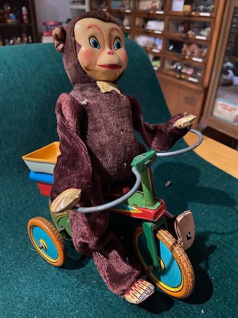 Aap op driewieler circus van MT Japan battery toy jaren '60, Ophalen of Verzenden