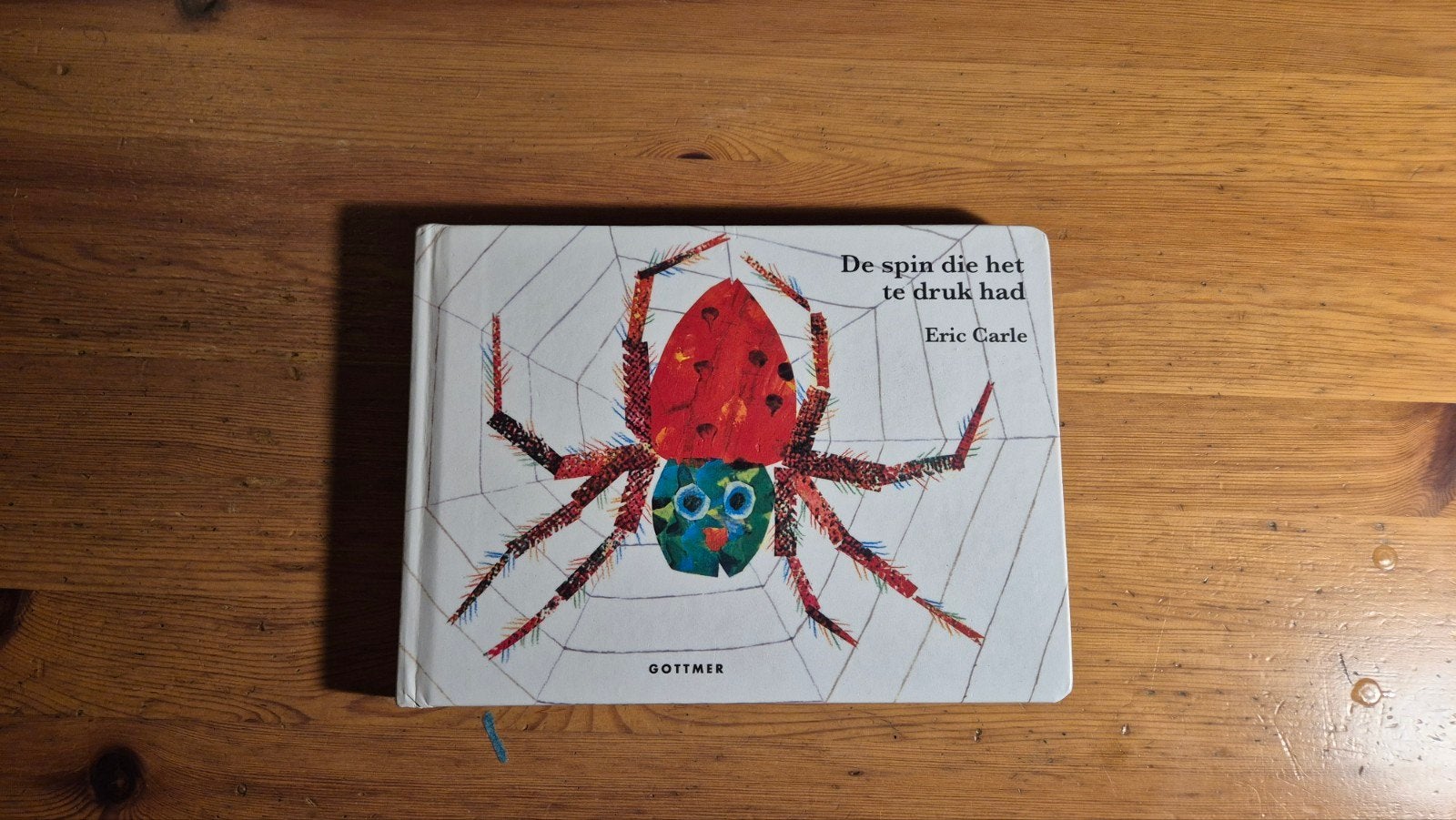 Eric Carle - De spin die het te druk had, Ophalen of Verzenden, Zo goed als nieuw, 2 tot 3 jaar, Uitklap-, Voel- of Ontdekboek