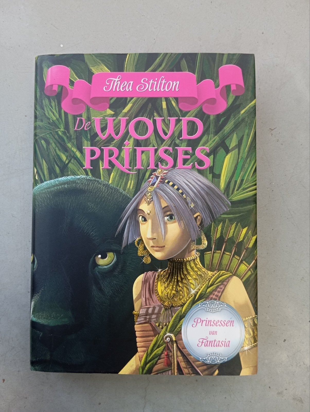 Thea Stilton - De Woudprinses (Prinsessen van Fantasia), Boeken, Ophalen of Verzenden, Gelezen, Thea Stilton, Fictie algemeen