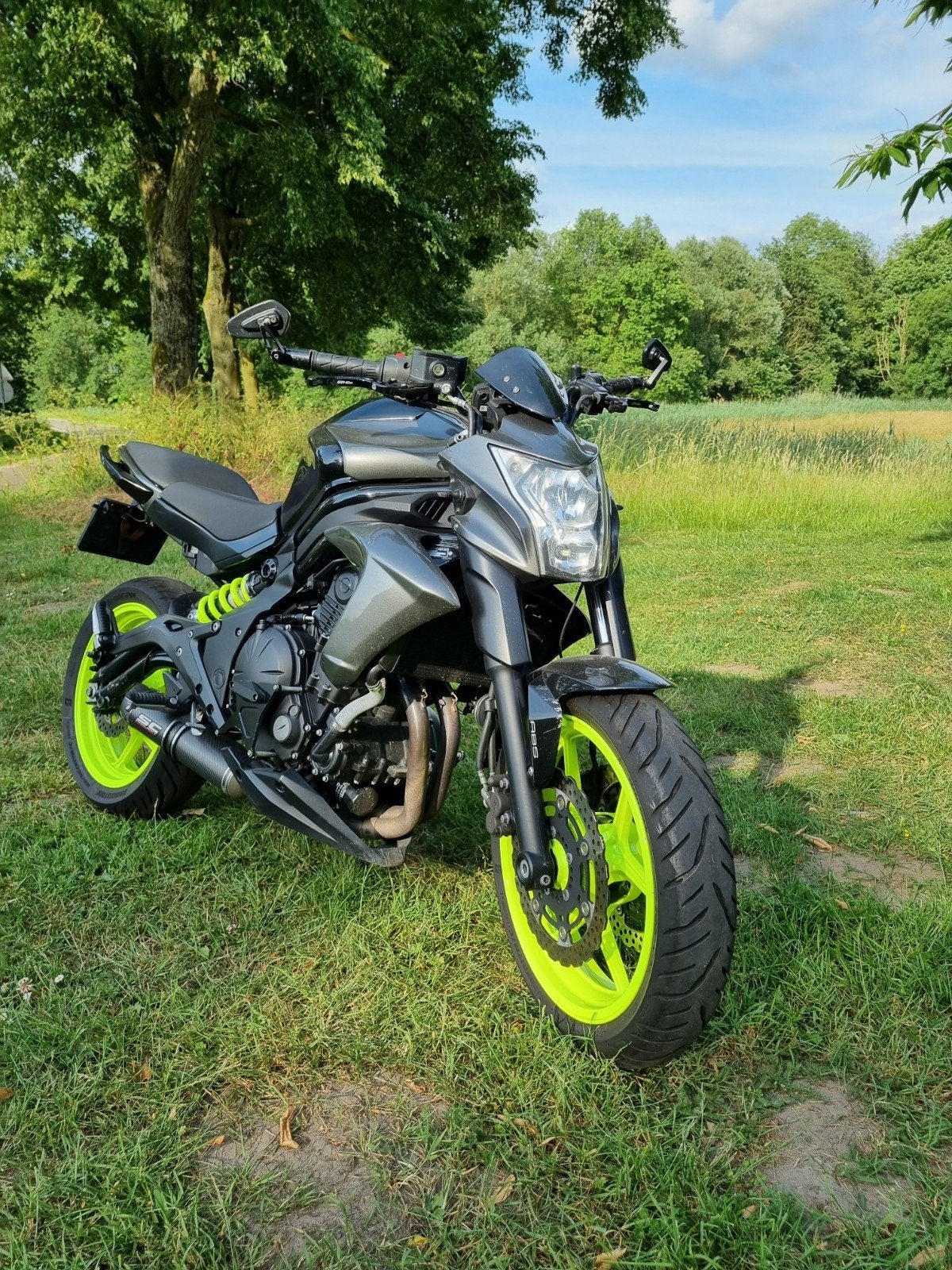 Kawasaki ER6N ABS  2014 A2 op kenteken, Motoren, Motoren | Kawasaki, Particulier, Naked bike, meer dan 35 kW, 2 cilinders, Minimaal motorrijbewijs A2