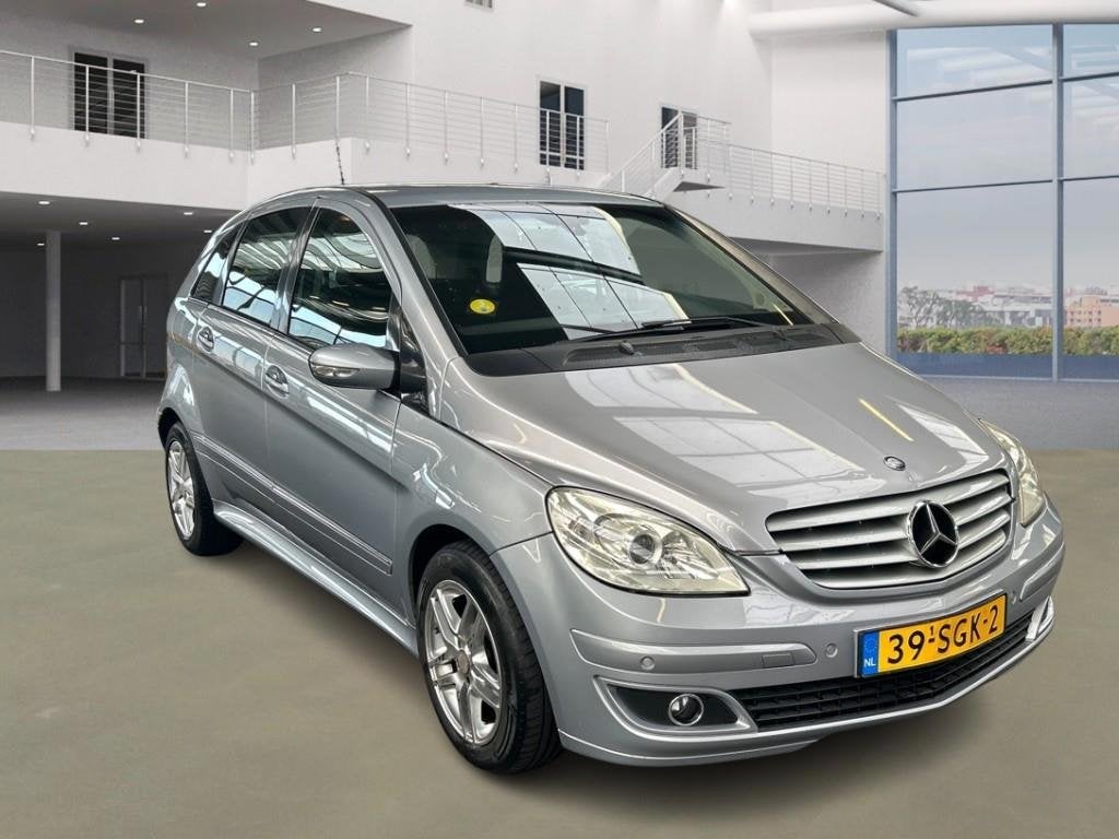 Mercedes-Benz B-klasse 170 automaat airco cruise hoge instap, Auto's, Gebruikt, 4 cilinders, 116 pk, Bedrijf