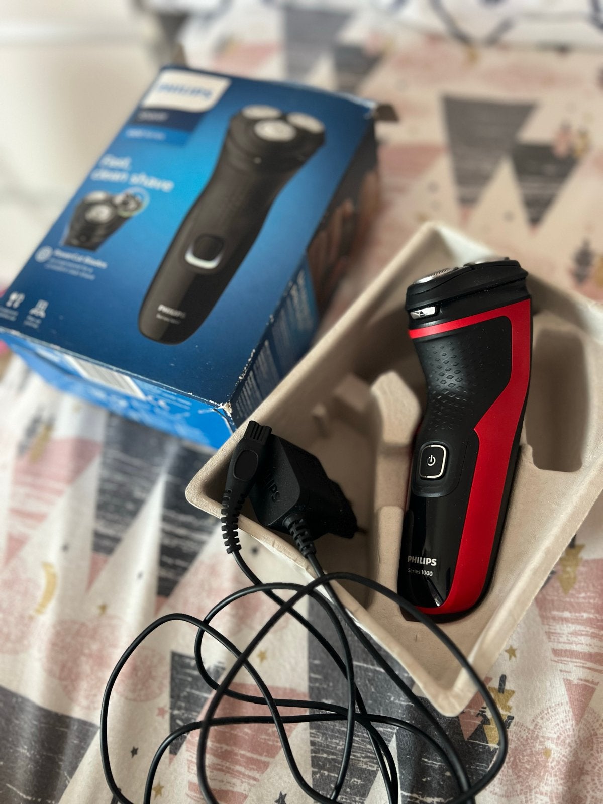 Philips Series 1000 Scheerapparaat - Zo goed als nieuw, Ophalen of Verzenden, Zo goed als nieuw