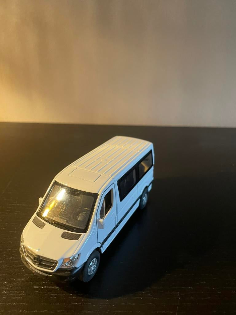 Welly mercedes, Hobby en Vrije tijd, Modelauto's | 1:43, Ophalen of Verzenden, Zo goed als nieuw, Auto, Overige merken