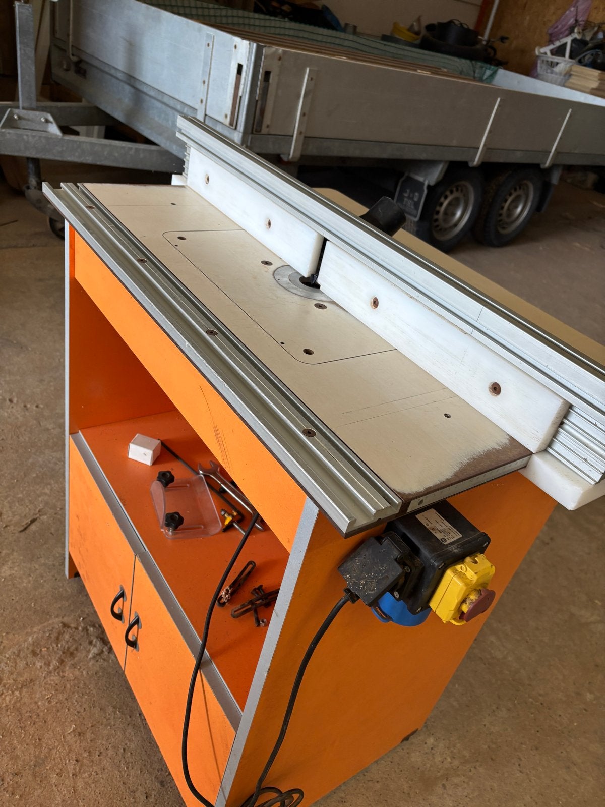 CMT freestafel + bovenfrees, Doe-het-zelf en Verbouw, Gereedschap | Freesmachines, Ophalen, Gebruikt, Elektrisch, Bovenfrees