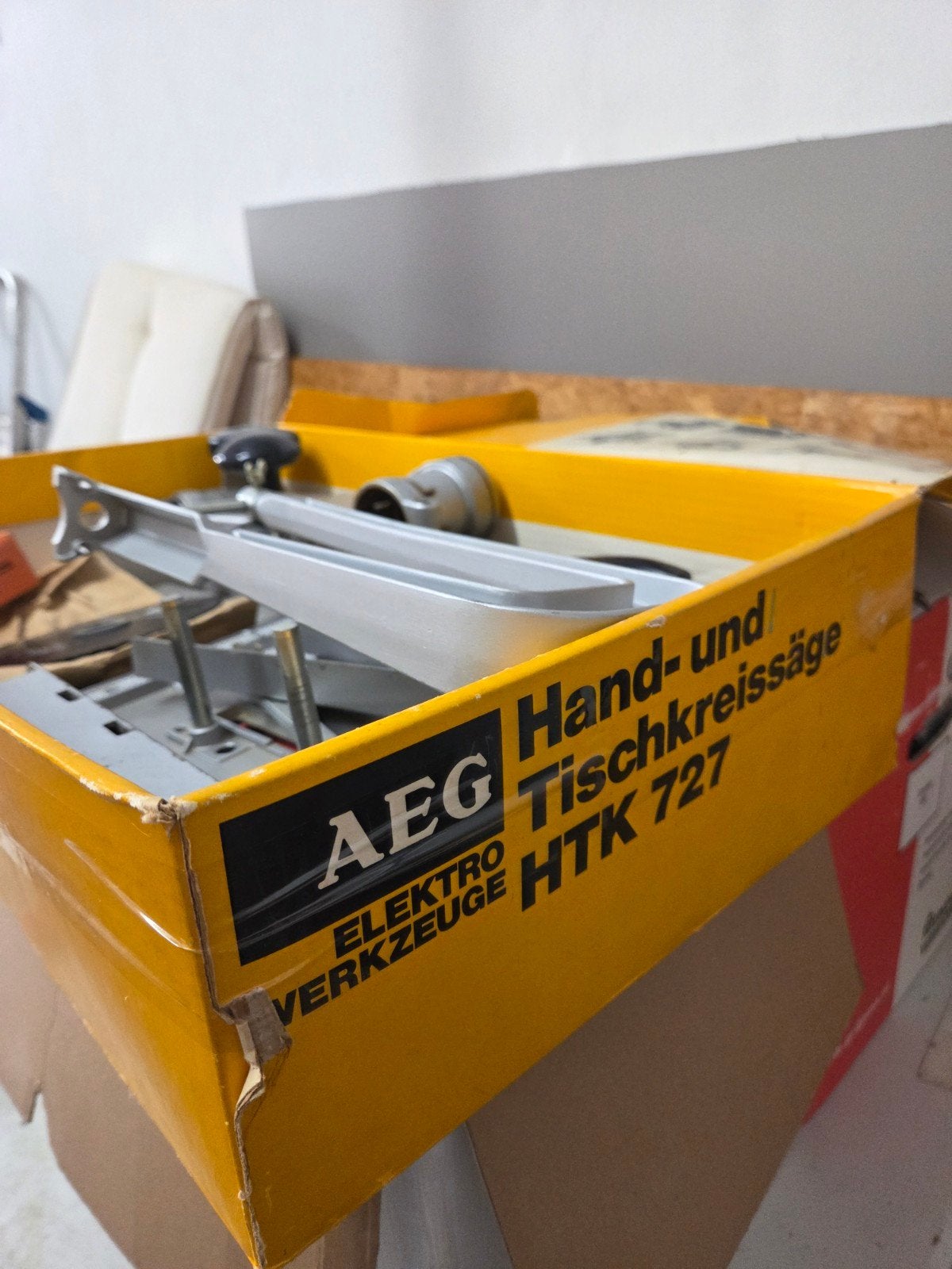 Hand/ cirkelzaag ? AEG, Ophalen