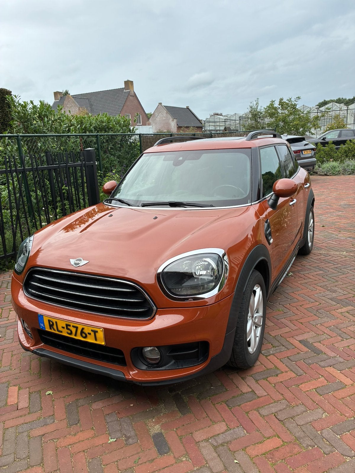 Mini Countryman 1.5 102pk 2018 Bruin, Voorwielaandrijving, Stof, Countryman, Bruin