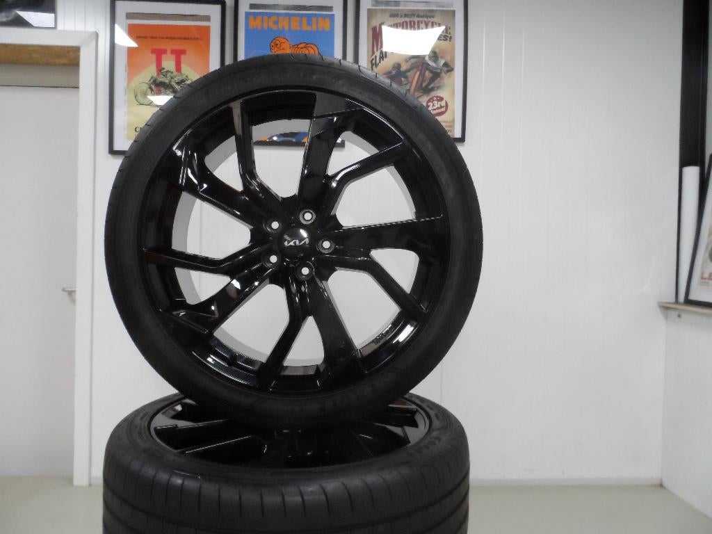 21 inch Kia EV6 en Sorento zomer GMP velgen set goede staat, Goodyear, Banden en Velgen, Personenwagen, Zomerbanden
