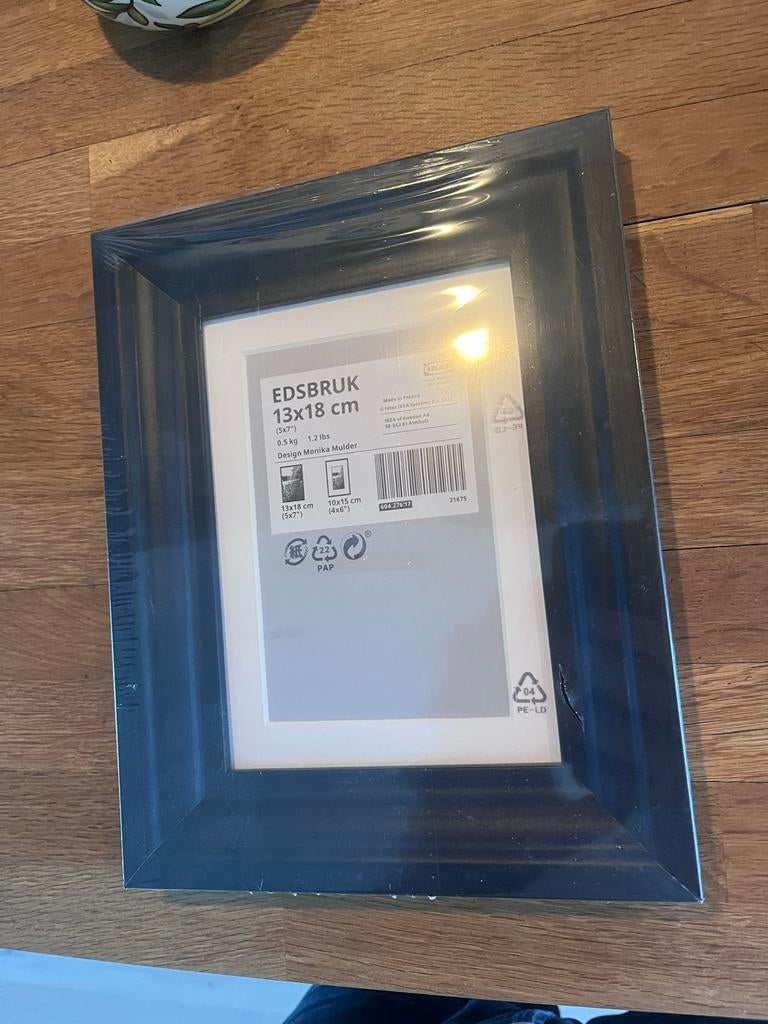 IKEA EDSBRUK Fotolijst 13x18 cm Zwart - Nieuw in verpakking, Verzenden, Nieuw, Hout, Minder dan 50 cm