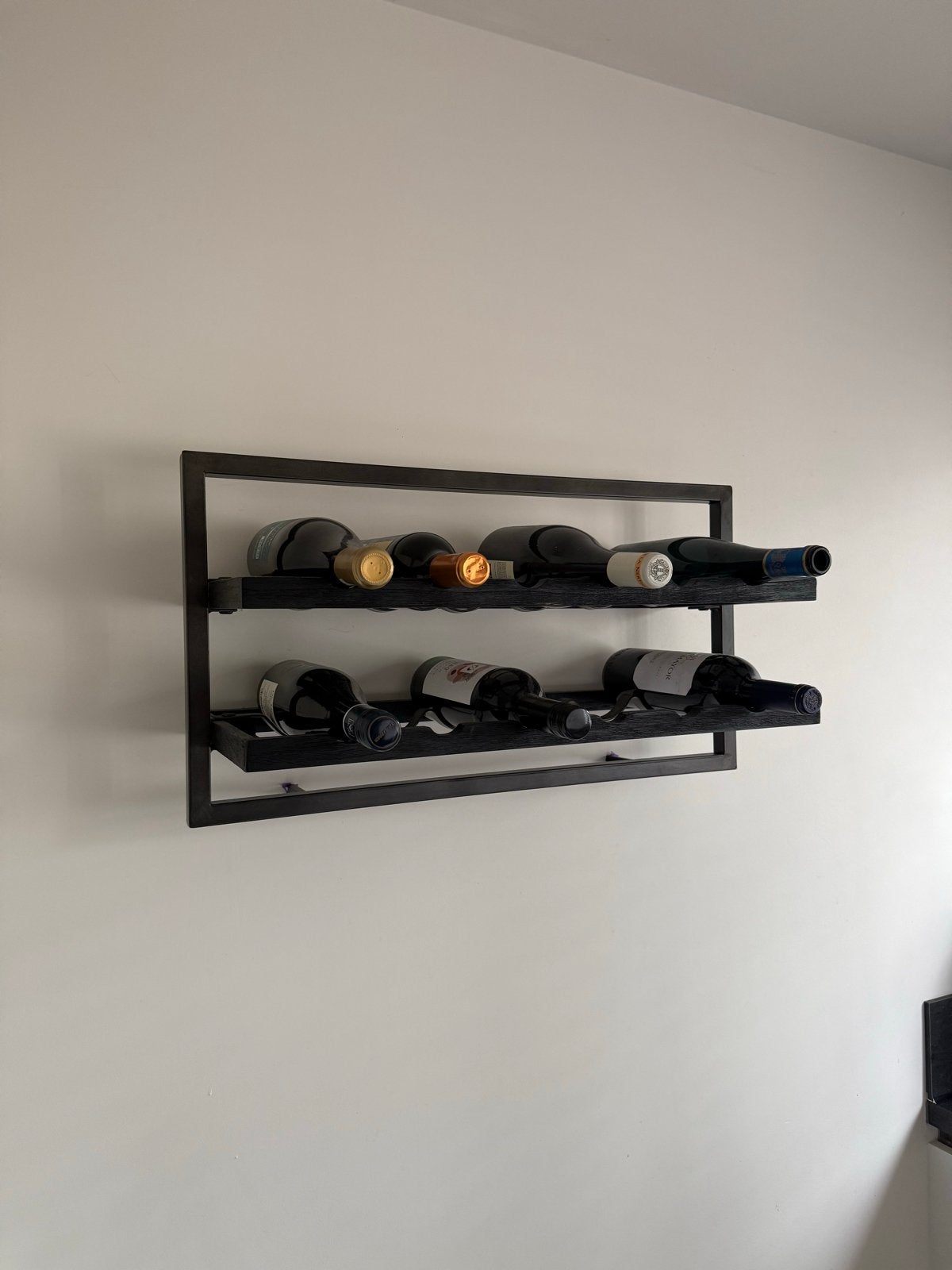 Stijlvol Wijnrek voor aan de Muur - Zwart Metaal en Hout, Ophalen, Zo goed als nieuw, Metaal, 5 tot 15 flessen