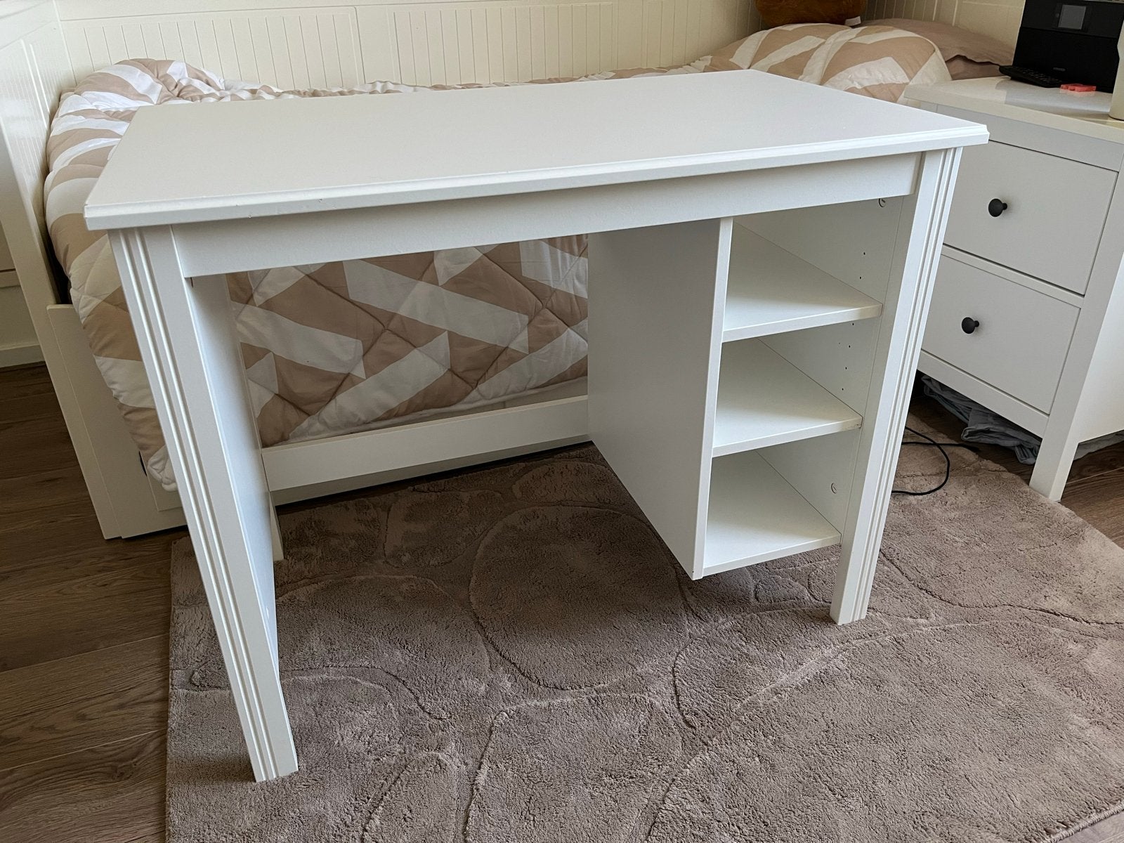Wit bureau met opbergruimte - IKEA Brusali, Huis en Inrichting, Ophalen, Opbergruimte, 90 cm, 52 cm