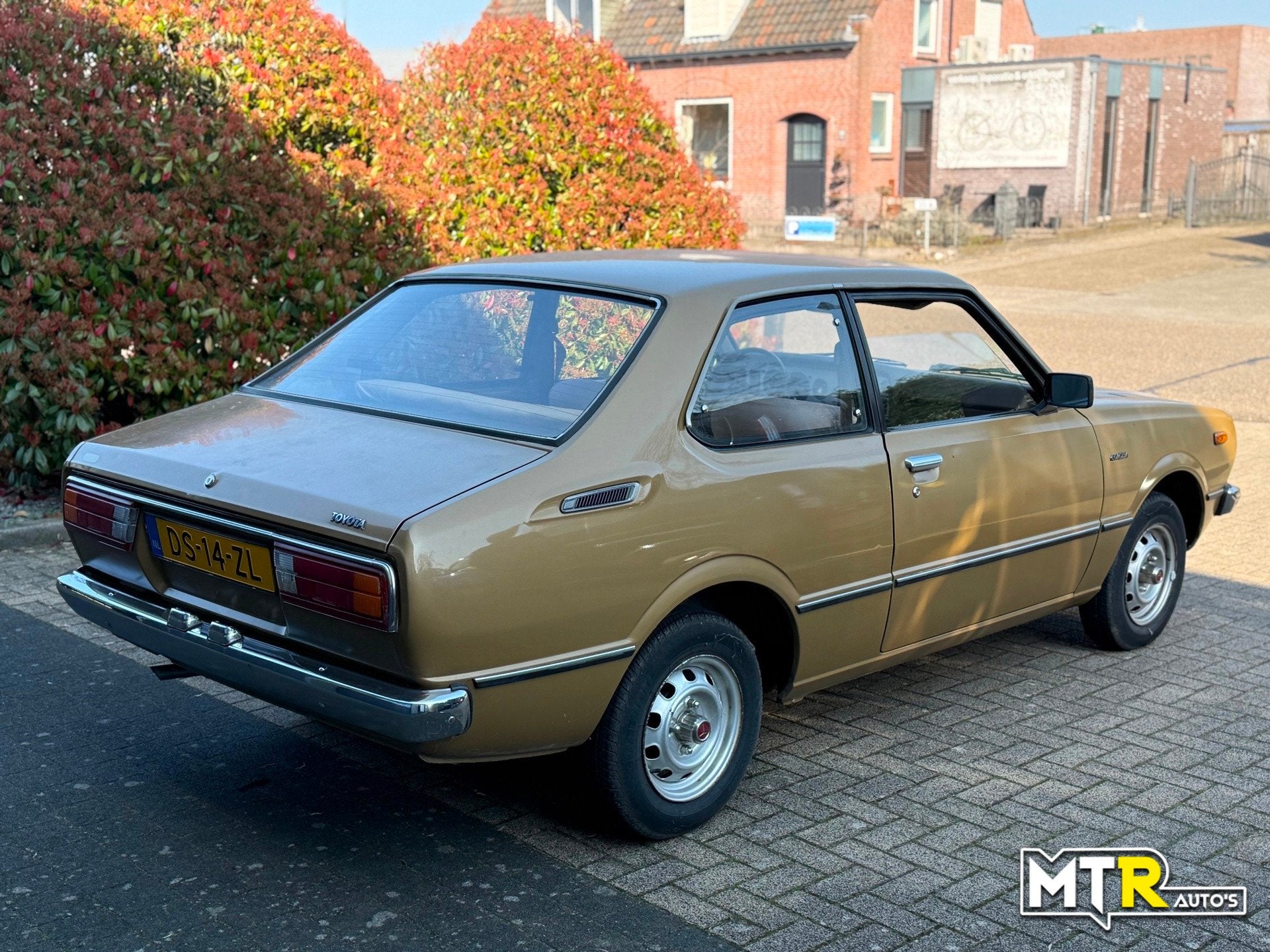 Toyota Corolla 1.2 de Luxe AUTOMAAT|ORIG. NEDERLANDS, Auto's, Automaat, Achterwielaandrijving, Gebruikt, 4 cilinders