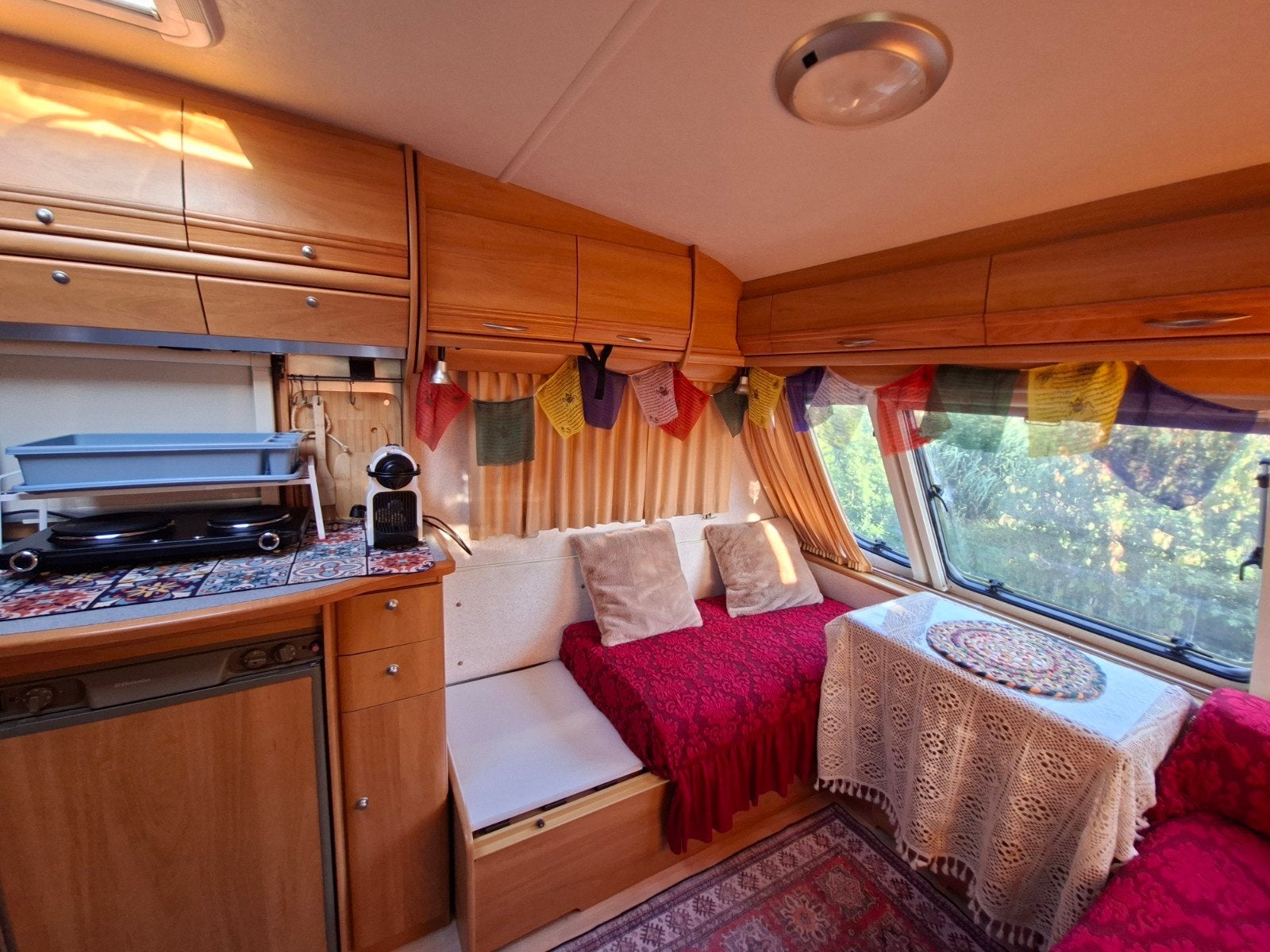 Swift Challenger- Incl Voortent & Luifel, Caravans en Kamperen, Vast bed, Rondzit, Luifel, 750 - 1000 kg