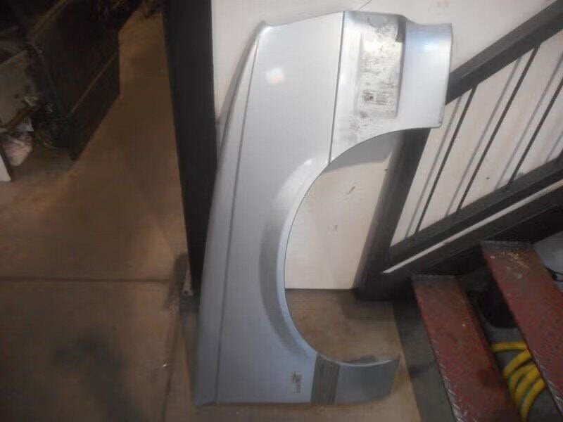 SPATBORD RECHTS VOOR Opel Ascona C (84 / 89), Bahnhofsplatz 65423 Rüsselsheim am Main, DE, Gebruikt, Opel, Opel Automobile GmbH