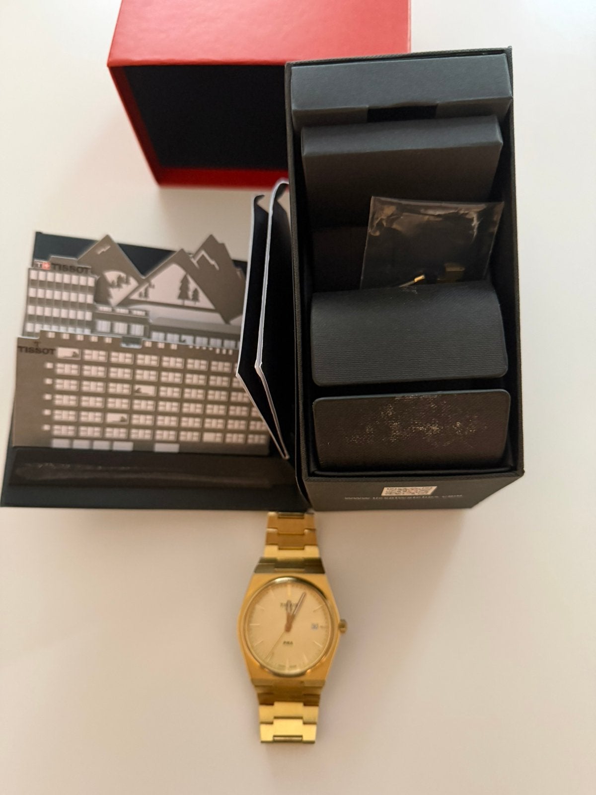 Tissot PRX Quartz 40mm Goud – Complete Set (Doos & Boekjes), Sieraden, Tassen en Uiterlijk, Ophalen of Verzenden, Zo goed als nieuw