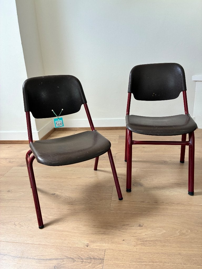 Stoel voor kleuter merk Helmut Starke, Huis en Inrichting, Stoelen, Gebruikt, Twee, Kunststof, Metaal, Bruin, Ophalen