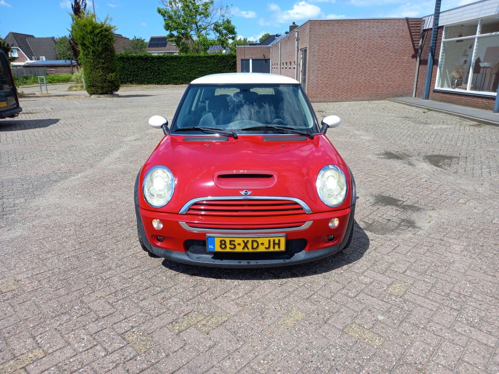 Mini Cooper S nieuwe APK lage km stand, Auto's, Mini, Voorwielaandrijving, 4 cilinders, 4 stoelen, Handgeschakeld
